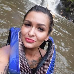 Meet your Posher, Donna